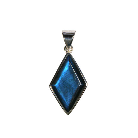 Zilveren hanger labradoriet | ruit facet 2,5 x 1,4 cm