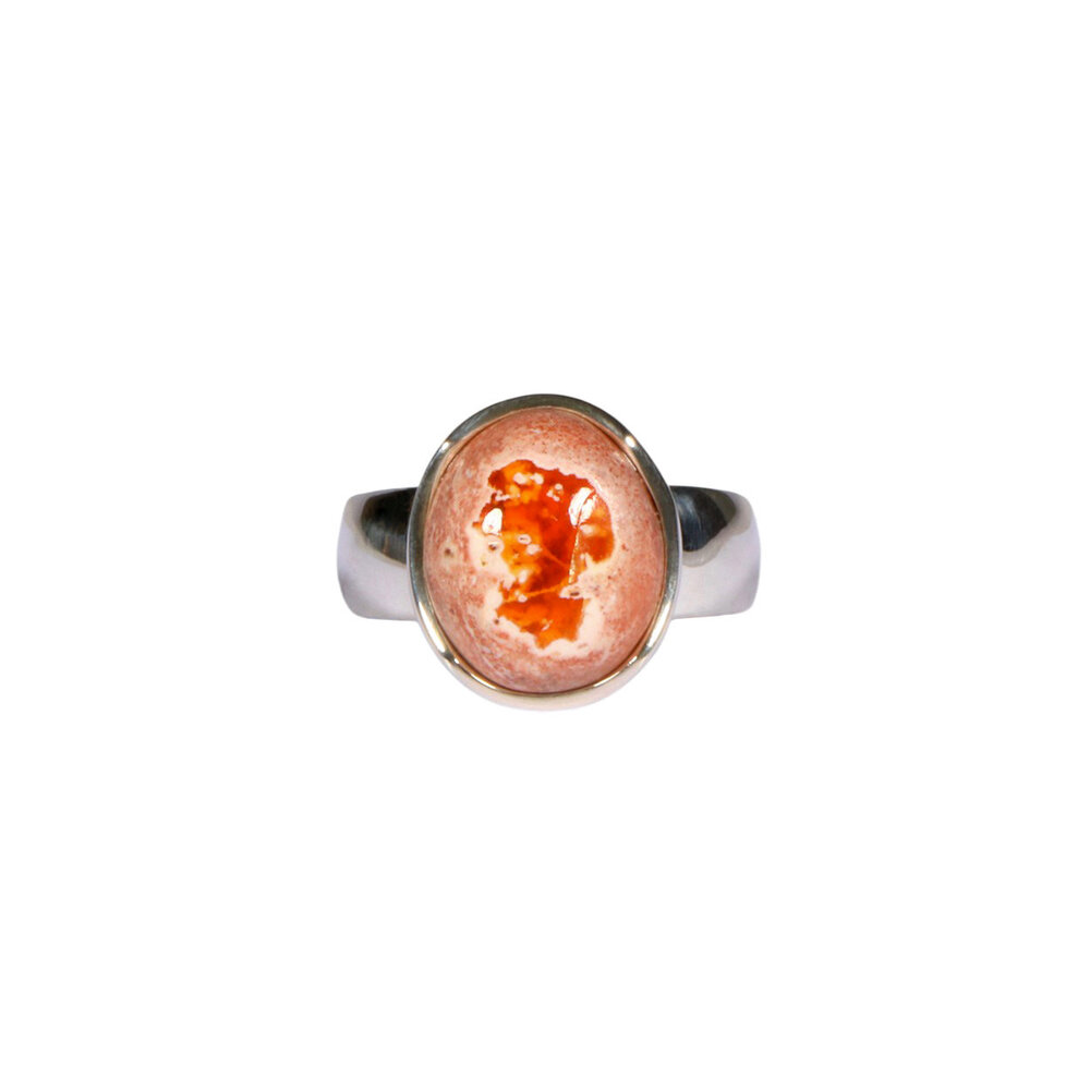 Zilveren ring opaal (vuur) maat 18 | ovaal 1,3 x 1,1 cm