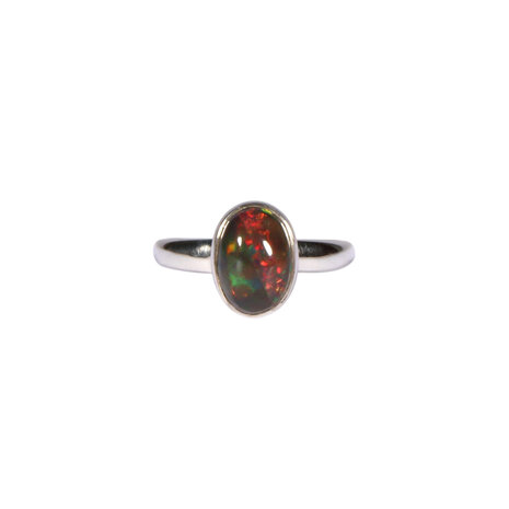 Zilveren ring opaal (zwart) maat 16 1/2 | ovaal 1 x 0,7 cm