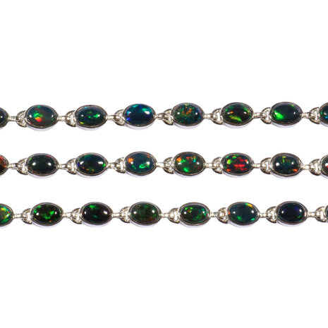 Zilveren armband opaal (zwart) | ovaal 6 x 5 mm