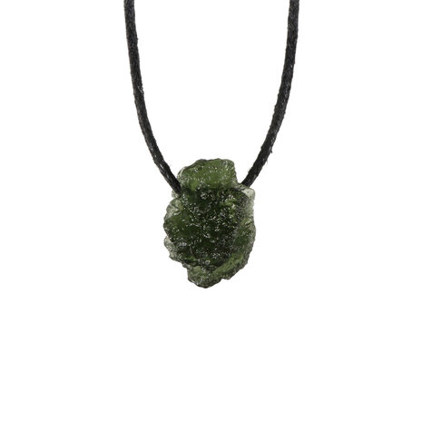 Moldaviet hanger ruw doorboord | 2,22 gram