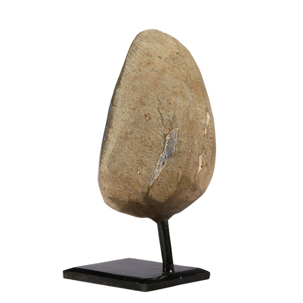 Amethist cluster op standaard 12 x 8 x 6,5 cm | 1168 gram