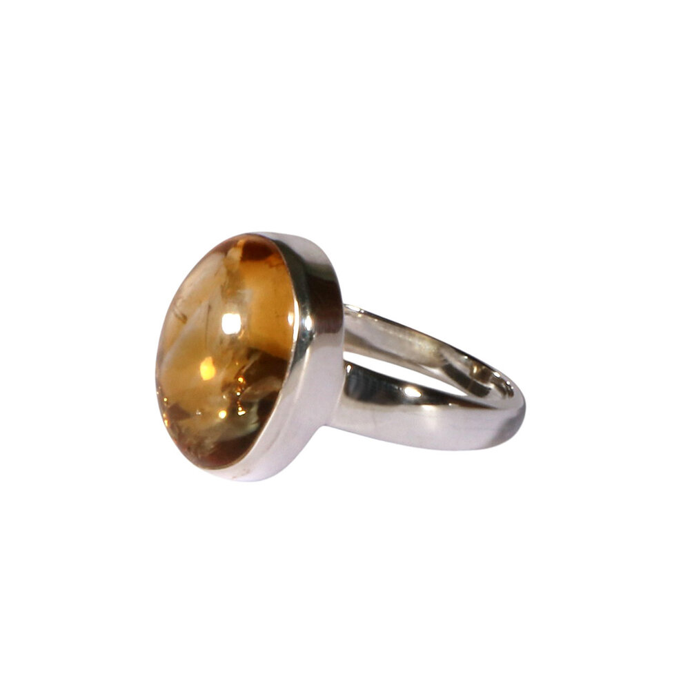 Zilveren ring citrien maat 18 1/2 | ovaal 1,6 x 1,2 cm Zilveren ring citrien maat 18 1/2 | ovaal 1,6 x 1,2 cm
