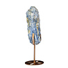Kyaniet kristal op goudkleurige standaard 16,5 x 3,9 x 2,6 cm | 907 gram