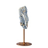 Kyaniet kristal op goudkleurige standaard 11,8 x 4 x 2,4 cm | 323 gram