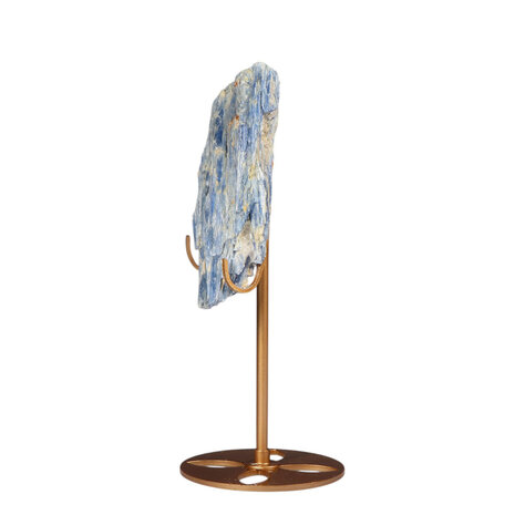 Kyaniet kristal op goudkleurige standaard 11,8 x 4 x 2,4 cm | 323 gram