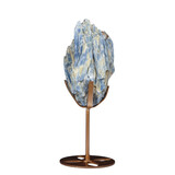 Kyaniet kristal op goudkleurige standaard 12,4 x 7,2 x 4,3 cm | 589 gram Kyaniet kristal op goudkleurige standaard 12,4 x 7,2 x 4,3 cm | 589 gram