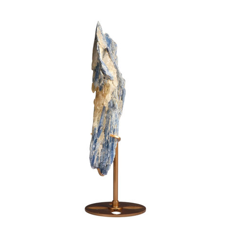 Kyaniet kristal op goudkleurige standaard 16,7 x 7,5 x 4,2 cm | 907 gram