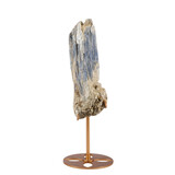 Kyaniet kristal op goudkleurige standaard 14,3 x 5,5 x 2,4 cm | 371 gram Kyaniet kristal op goudkleurige standaard 14,3 x 5,5 x 2,4 cm | 371 gram
