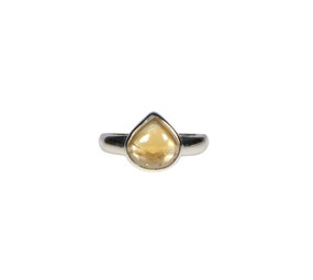 Zilveren ring citrien maat 17 | druppel 0,9 x 0,9 cm Zilveren ring citrien maat 17 | druppel 0,9 x 0,9 cm