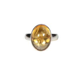 Zilveren ring citrien maat 18 | ovaal 1,6 x 1,1 cm