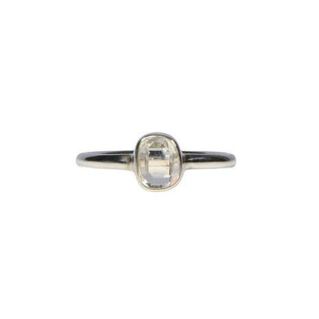 Zilveren ring Herkimer diamant facet maat 17 | ovaal 0,6 x 0,5 cm Zilveren ring Herkimer diamant facet maat 17 | ovaal 0,6 x 0,5 cm