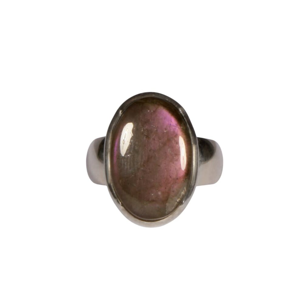 Zilveren ring labradoriet (paars) maat 17 | ovaal 1,8 x 1,2 cm Zilveren ring labradoriet (paars) maat 17 | ovaal 1,8 x 1,2 cm