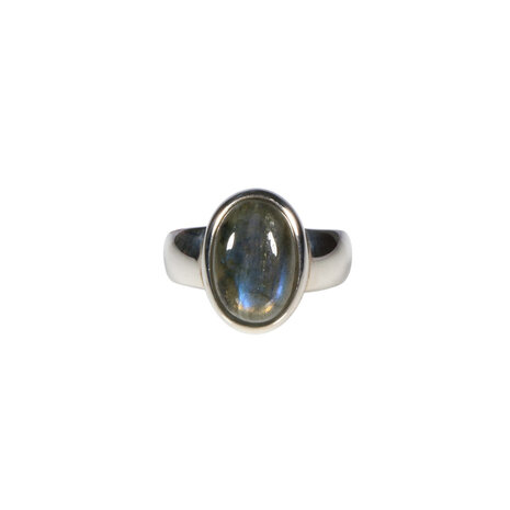 Zilveren ring labradoriet maat 17 | ovaal 1,3 x 0,9 cm Zilveren ring labradoriet maat 17 | ovaal 1,3 x 0,9 cm