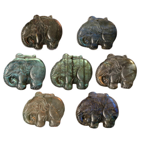 Labradoriet olifant | 3,1 x 2,6 x 1 cm Labradoriet olifant | 3,1 x 2,6 x 1 cm