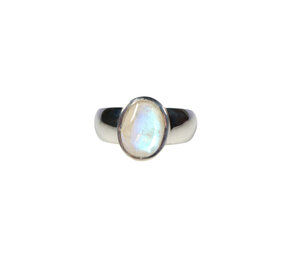 Zilveren ring maansteen (regenboog) maat 17 1/2 | ovaal facet 1,1 x 0,8 cm Zilveren ring maansteen (regenboog) maat 17 1/2 | ovaal facet 1,1 x 0,8 cm
