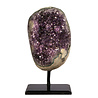 Amethist cluster op standaard 13,1 x 9,4 x 9,7 cm | 2192 gram Amethist cluster op standaard 13,1 x 9,4 x 9,7 cm | 2192 gram