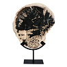 Versteend hout schijf gepolijst op standaard 28 x 26 x 2,5 cm | 3007 gram Versteend hout schijf gepolijst op standaard 28 x 26 x 2,5 cm | 3007 gram