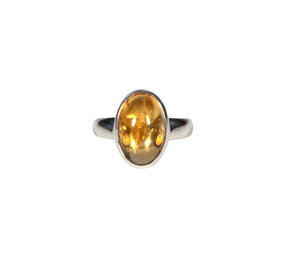 Zilveren ring citrien maat 19 | ovaal 1,4 x 1 cm Zilveren ring citrien maat 19 | ovaal 1,4 x 1 cm