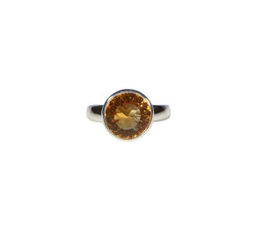 Zilveren ring citrien maat 17 | rond facet 1 cm Zilveren ring citrien maat 17 | rond facet 1 cm