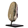 Amethist cluster op standaard 15 x 7,4 x 9,1 cm | 1819 gram Amethist cluster op standaard 15 x 7,4 x 9,1 cm | 1819 gram
