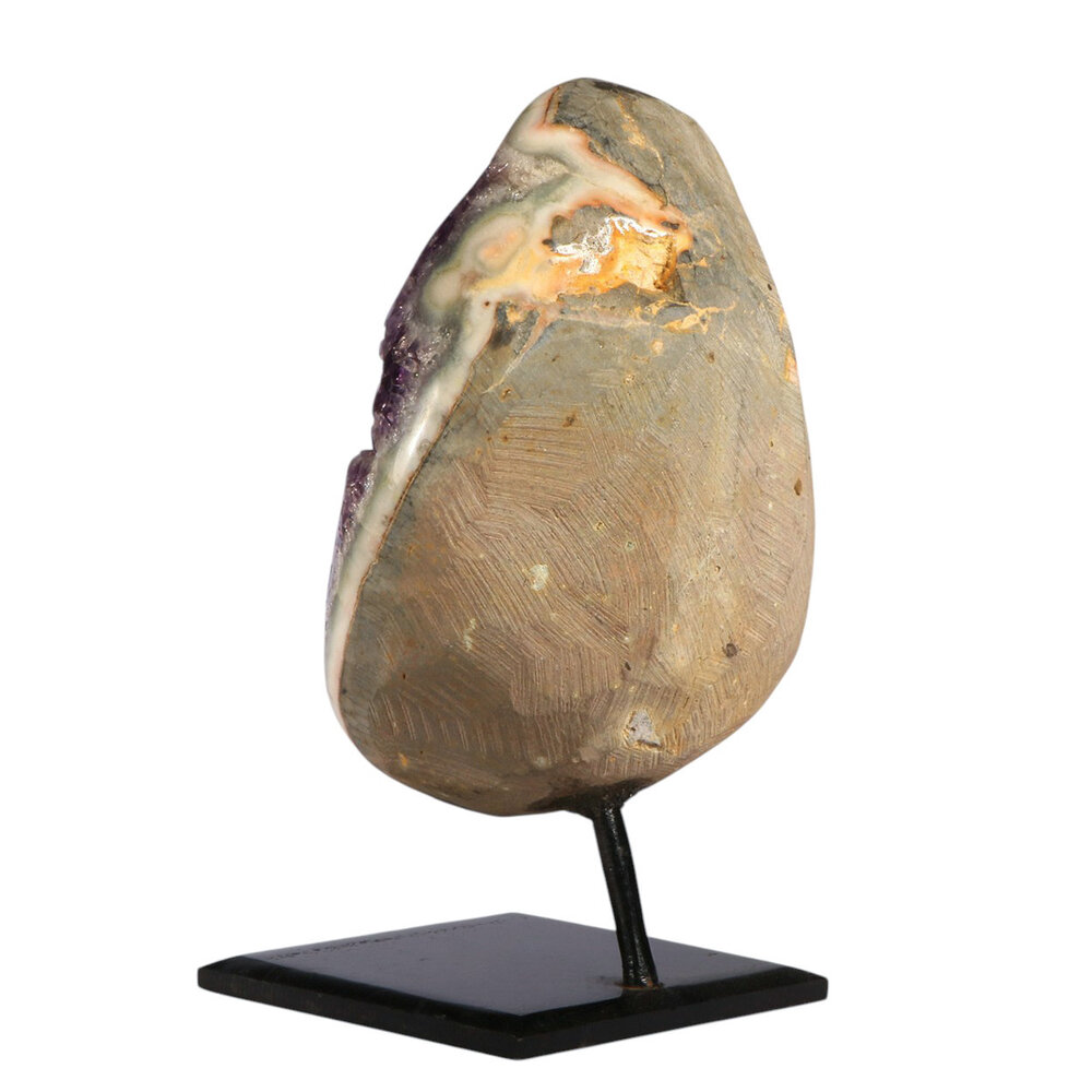 Amethist cluster op standaard 16 x 11,5 x 7,5 cm | 2450 gram Amethist cluster op standaard 16 x 11,5 x 7,5 cm | 2450 gram