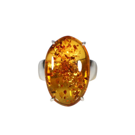 Zilveren ring barnsteen maat 19 | ovaal gezet 2,2 x 1,7 cm