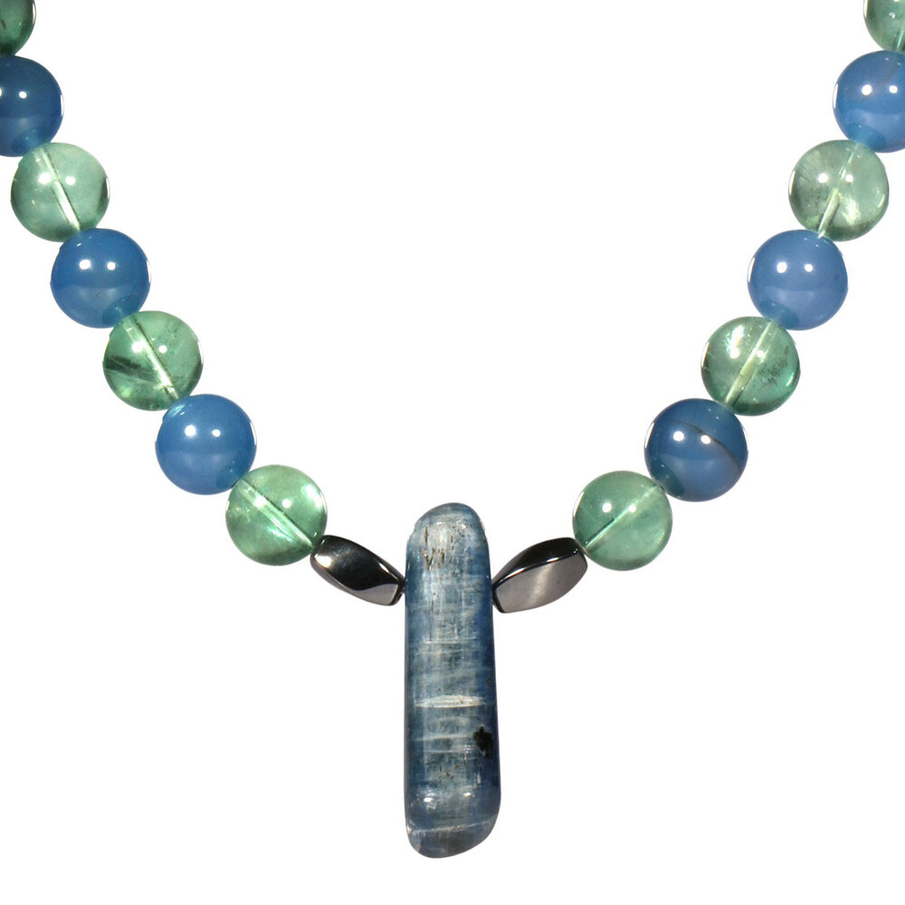 Agaat (blauw), fluoriet en kyaniet ketting verschillende kralen