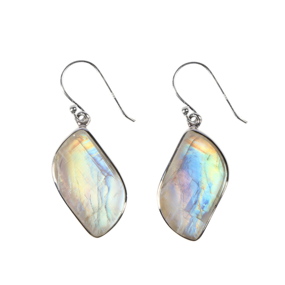 Zilveren oorbellen maansteen (regenboog) | freeform 2,3 x 1,7 cm Zilveren oorbellen maansteen (regenboog) | freeform 2,3 x 1,7 cm