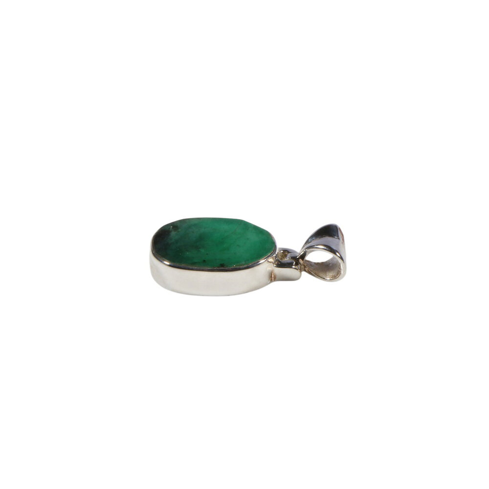 Zilveren hanger smaragd | ovaal 1,2 x 0,9 cm Zilveren hanger smaragd | ovaal 1,2 x 0,9 cm