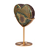 Amethist cluster hart op goudkleurige standaard 10,4 x 12 x 4,9 cm | 771 gram Amethist cluster hart op goudkleurige standaard 10,4 x 12 x 4,9 cm | 771 gram
