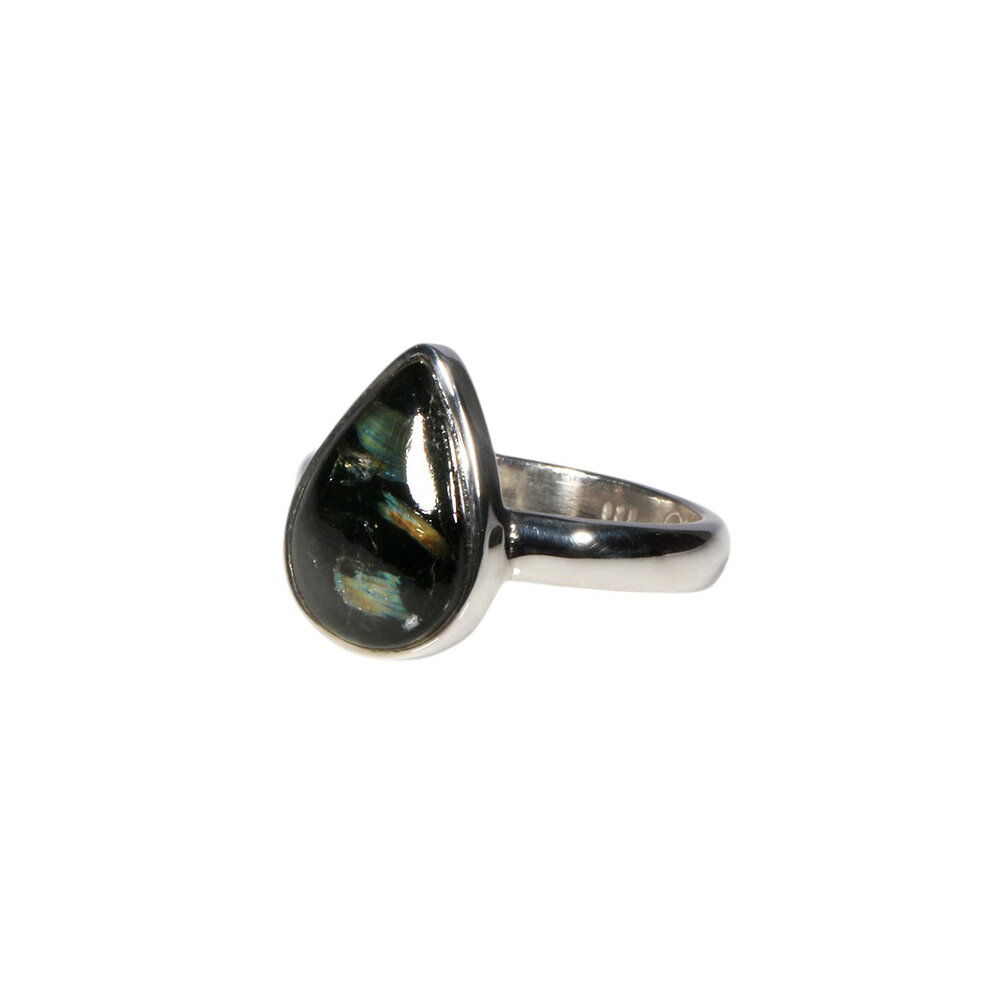 Zilveren ring nuummiet maat 18 1/2 | druppel 1,4 x 1 cm Zilveren ring nuummiet maat 18 1/2 | druppel 1,4 x 1 cm