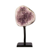 Amethist cluster op standaard 8,3 x 8 x 6,3 cm | 694 gram Amethist cluster op standaard 8,3 x 8 x 6,3 cm | 694 gram