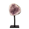Amethist cluster op standaard 8,3 x 8 x 6,3 cm | 694 gram Amethist cluster op standaard 8,3 x 8 x 6,3 cm | 694 gram