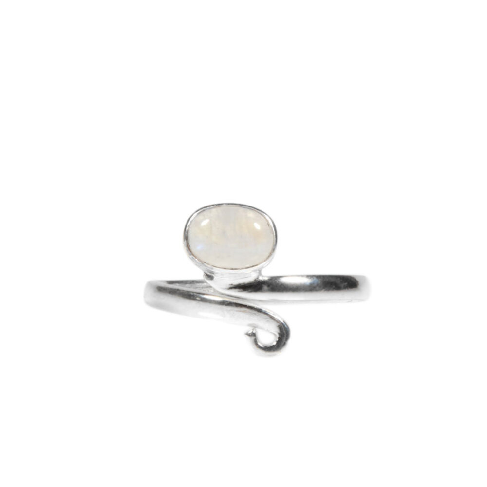 Zilveren ring maansteen (regenboog) maat 18 | ovaal krul 8 x 6 mm Zilveren ring maansteen (regenboog) maat 18 | ovaal krul 8 x 6 mm