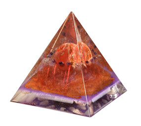 Urn piramide versteend hout 14 x 14 x 16 cm Urn piramide versteend hout 14 x 14 x 16 cm