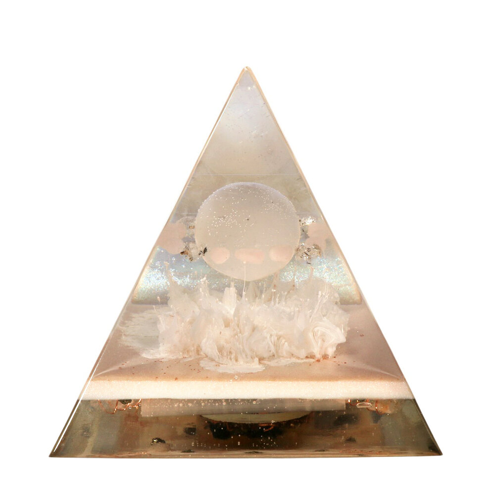 Urn piramide seleniet 12,5 x 12,5 x 14 cm Urn piramide seleniet 12,5 x 12,5 x 14 cm