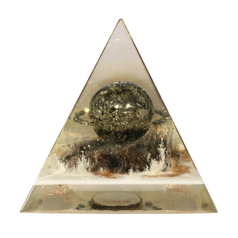Orgonite piramide pyriet 14,5 x 14,5 x 16 cm | 1456 gram Orgonite piramide pyriet 14,5 x 14,5 x 16 cm | 1456 gram