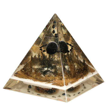 Orgonite piramide shungiet 12 x 11 x 11 cm | 533 gram Orgonite piramide shungiet 12 x 11 x 11 cm | 533 gram