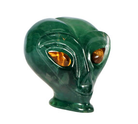 Fluoriet (groen) met tijgeroog ogen alien schedel 9,3 x 6,9 x 7,3 cm | 543 gram Fluoriet (groen) met tijgeroog ogen alien schedel 9,3 x 6,9 x 7,3 cm | 543 gram