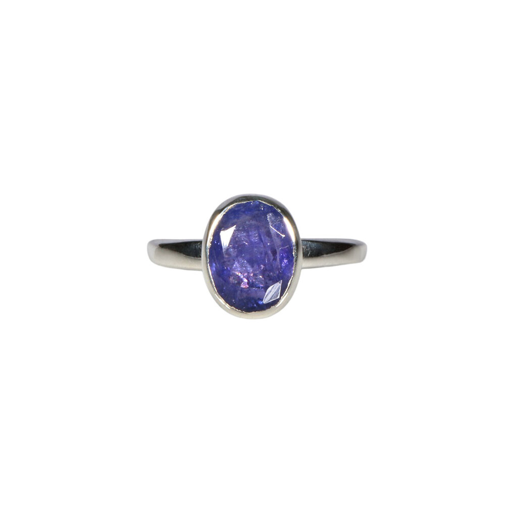Zilveren ring tanzaniet maat 18 | ovaal facet 0,9 x 0,7 cm Zilveren ring tanzaniet maat 18 | ovaal facet 0,9 x 0,7 cm