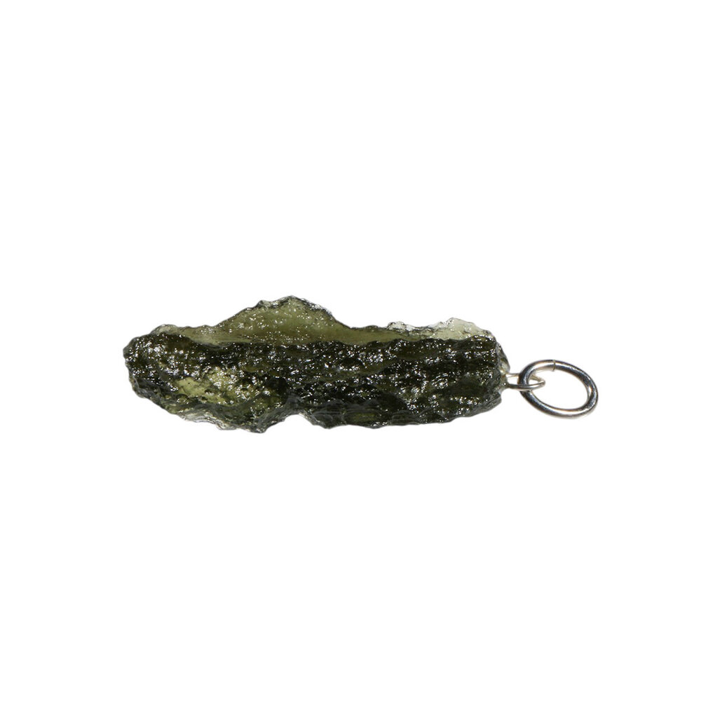 Moldaviet hanger ruw met zilveren oogje 3,1 x 1,3 cm | 2,8 gram Moldaviet hanger ruw met zilveren oogje 3,1 x 1,3 cm | 2,8 gram