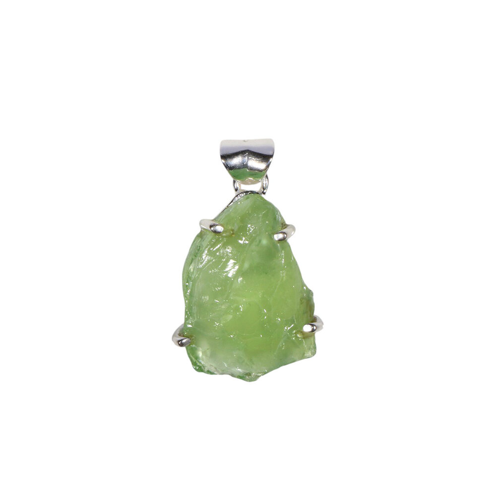 Zilveren hanger toermalijn (groen) ruw | freeform gezet 2,1 x 1,4 cm Zilveren hanger toermalijn (groen) ruw | freeform gezet 2,1 x 1,4 cm