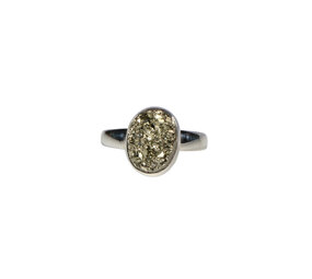 Zilveren ring pyriet maat 17 1/2 (verstelbaar) | ruw ovaal 1,1 x 0,9 cm Zilveren ring pyriet maat 17 1/2 (verstelbaar) | ruw ovaal 1,1 x 0,9 cm