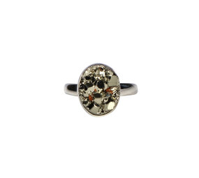 Zilveren ring pyriet maat 18 (verstelbaar) | ruw ovaal 1,3 x 1,1 cm Zilveren ring pyriet maat 18 (verstelbaar) | ruw ovaal 1,3 x 1,1 cm