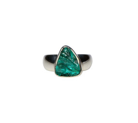 Zilveren ring dioptaas ruw maat 18 | driehoek 1,1 x 1,1 cm Zilveren ring dioptaas ruw maat 18 | driehoek 1,1 x 1,1 cm