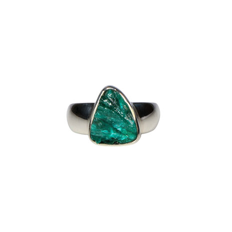 Zilveren ring dioptaas ruw maat 18 | driehoek 1,1 x 1,1 cm Zilveren ring dioptaas ruw maat 18 | driehoek 1,1 x 1,1 cm