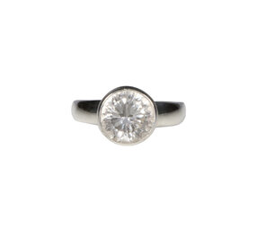 Zilveren ring bergkristal maat 18 1/2 | rond facet 0,9 cm Zilveren ring bergkristal maat 18 1/2 | rond facet 0,9 cm