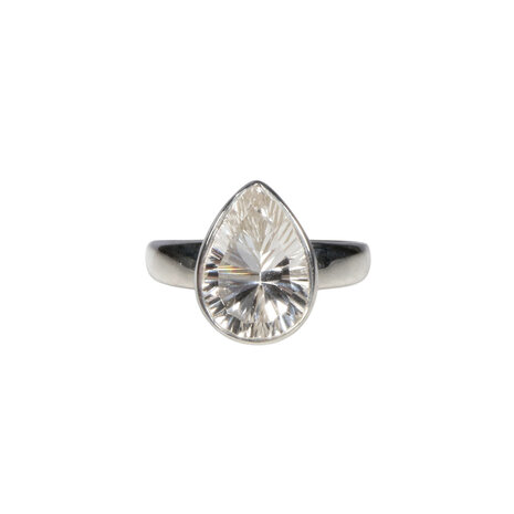 Zilveren ring bergkristal maat 18 | druppel facet 1,4 x 0,9 cm Zilveren ring bergkristal maat 18 | druppel facet 1,4 x 0,9 cm