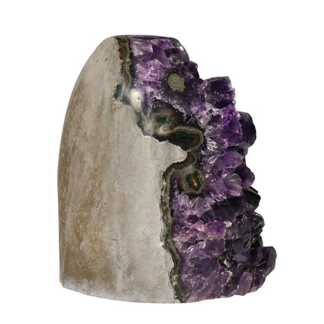 Amethist A-kwaliteit cluster 10,4 x 9,9 x 7,3 cm | 1134 gram Amethist A-kwaliteit cluster 10,4 x 9,9 x 7,3 cm | 1134 gram